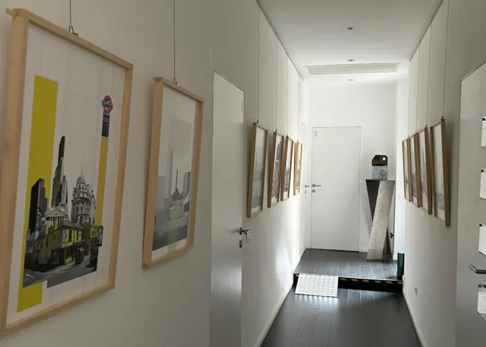 Oda ve Kahvaltı Art Lab 4*
